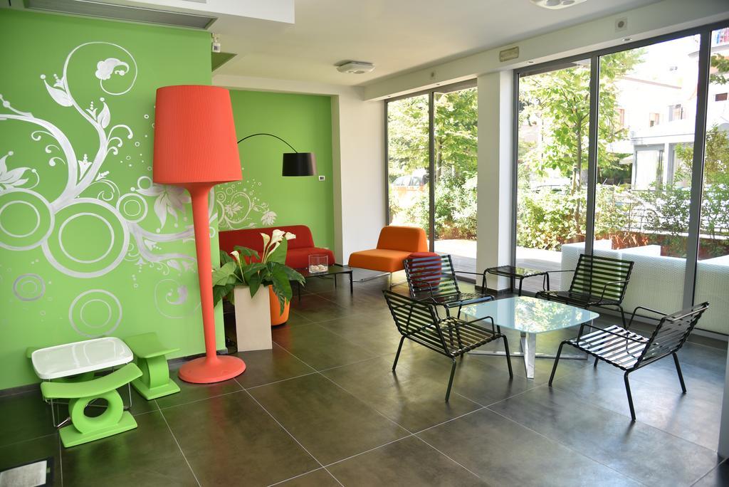 Sound Suite Hotel Riccione Exterior photo